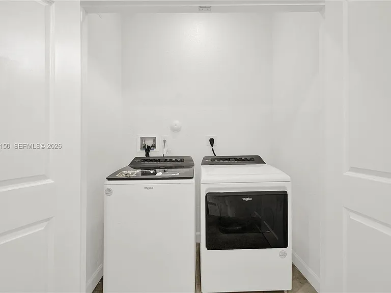 1161 SW 8th Ave — Photo 9