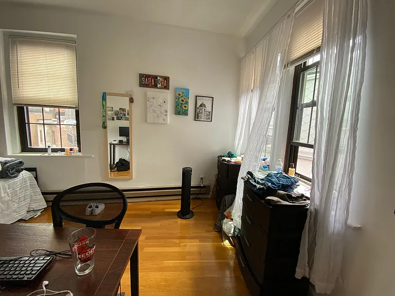 9 Charter St #4F — Photo 9