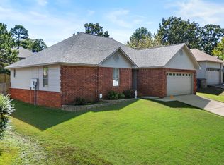 49 Park Ridge Dr, Maumelle, AR 72113