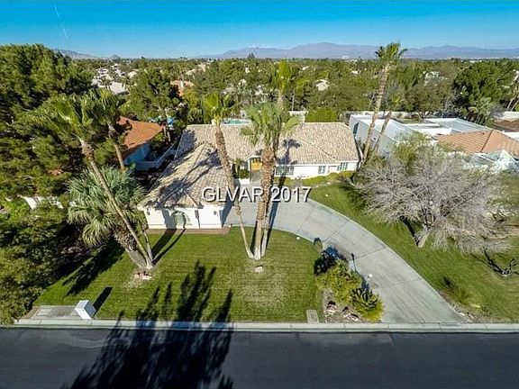 3rd image of 7420 Silver Palm Ave #0
