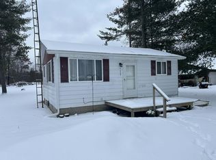 1117 Wildwood Trl, Luzerne, MI 48636