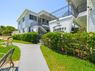 302 Lake Osborne Drive #4, Lake Worth, FL, 33461