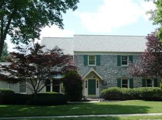 1586 Clark Dr, Yardley, PA 19067