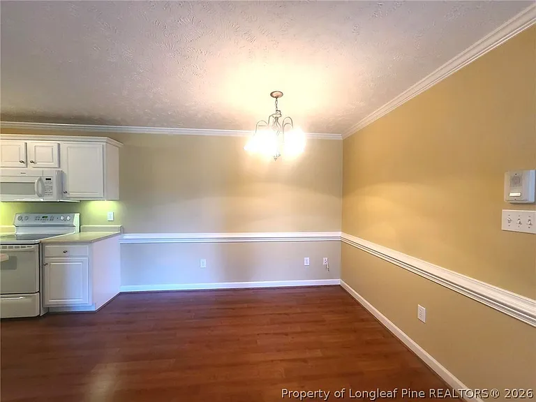 1761 Renwick Dr #204 — Photo 8