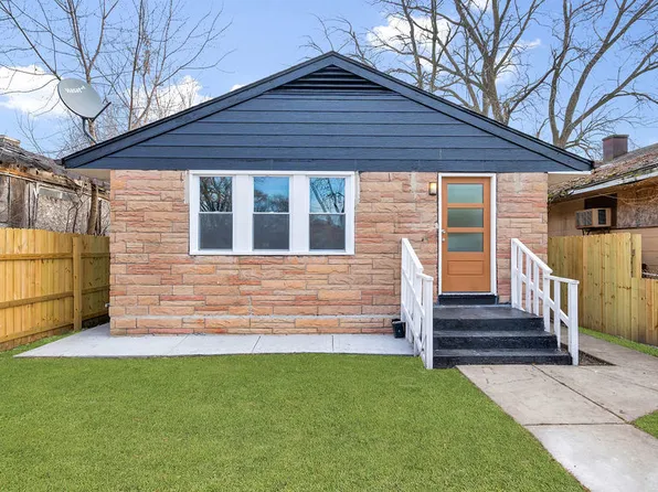 14837 Maplewood Ave, Harvey, IL 60426