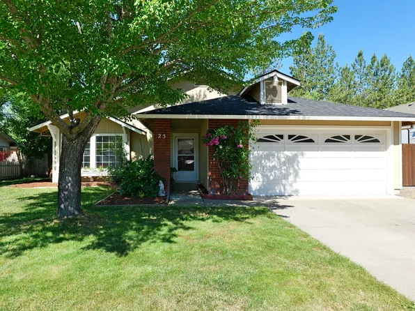 25 Kelley Ct, Shady Cove, OR 97539