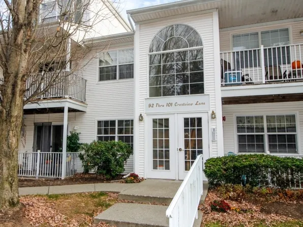 100 Crestview Ln, Mount Arlington Boro, NJ 07856