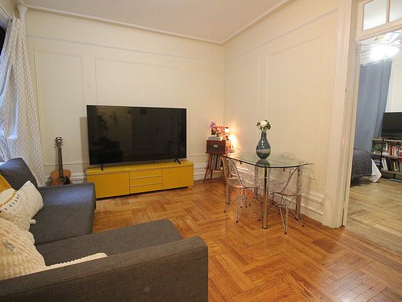 5th image of 508 W 112th St APT 1B