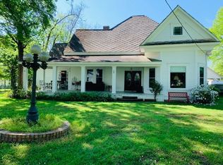 180 Ironwood St, Hemphill, TX 75948