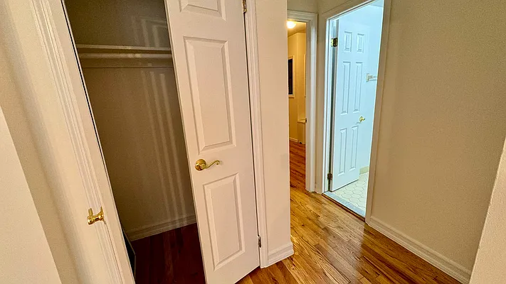 Rented by HOLTON REAL ESTATE INC. | media 20