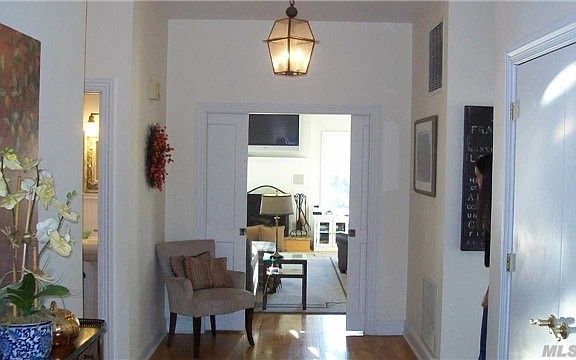 5th image of 39 Frost Creek Dr