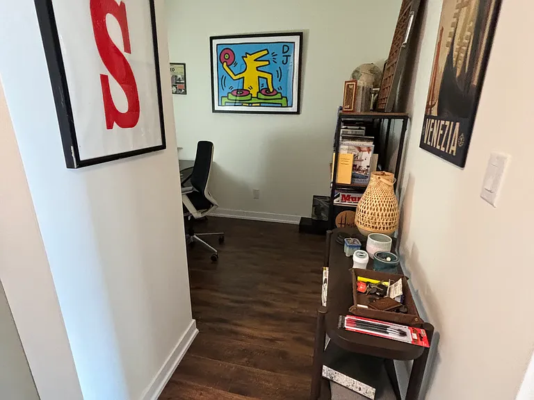 205 Manning Ave #210 — Photo 3