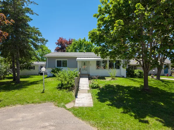 67 Main St, Innisfil, ON L9S 1N2