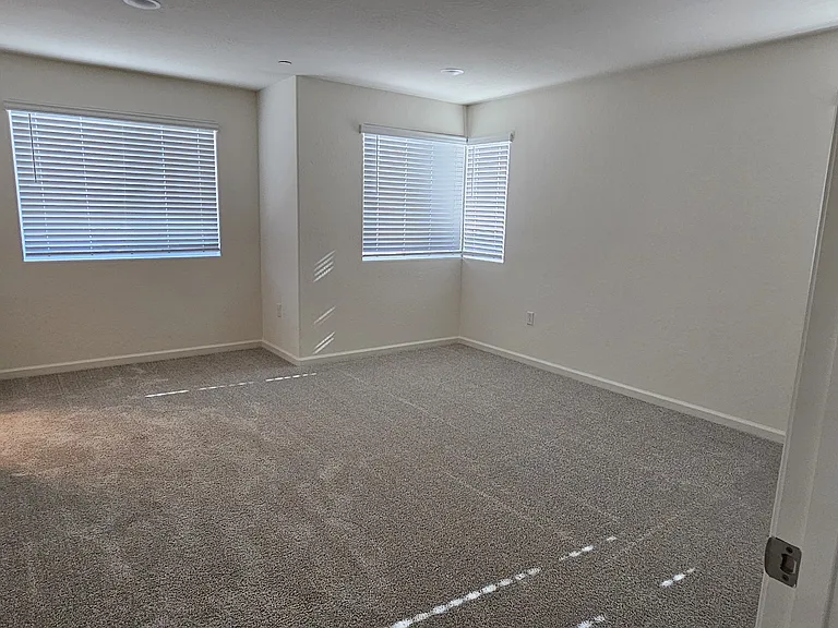 1539 Foxhill Ln — Photo 25