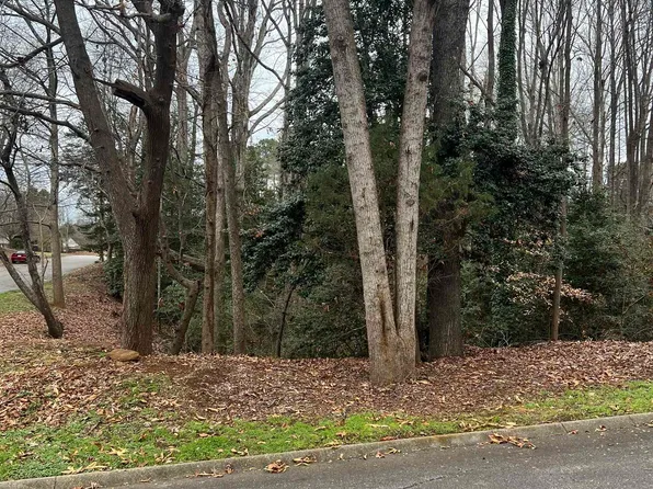 805 Somerset Pl, Spartanburg, SC 29301