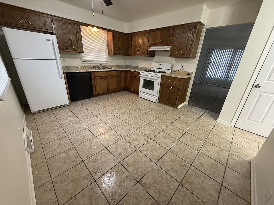 1st image of 1121 & 1123 Wilshire Pl