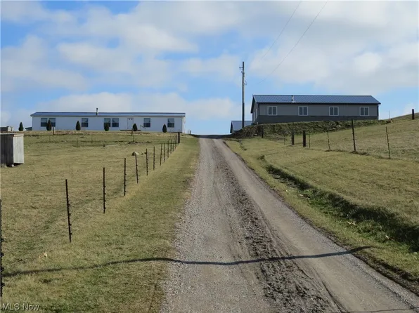 11836 Lynchburg Rd, Kensington, OH 44427