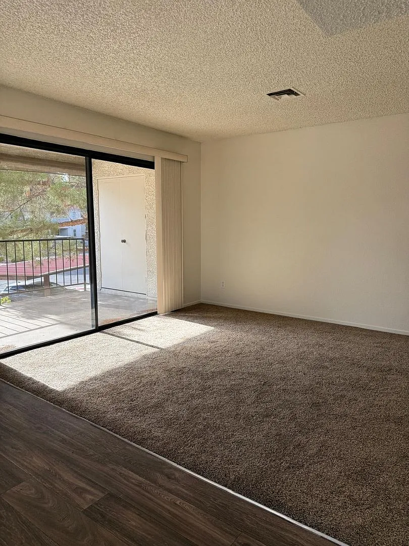 Charming 2-Bedroom Condo in Gated Community — Photo 4