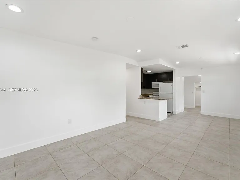 14310 SW 271st Ter — Photo 7