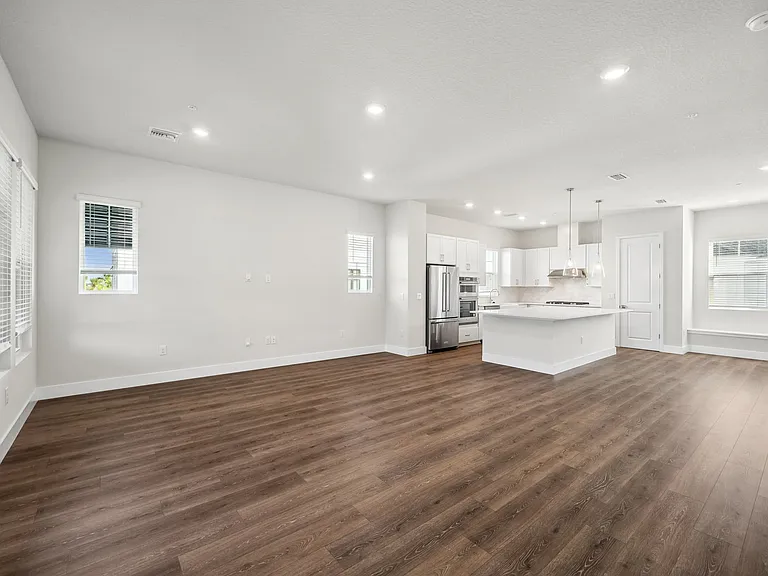 7244 Sutton Ln — Photo 18