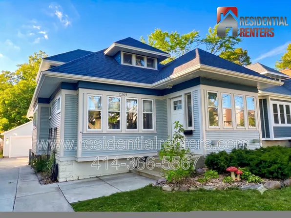 2369 N 61st St, Wauwatosa, WI 53213