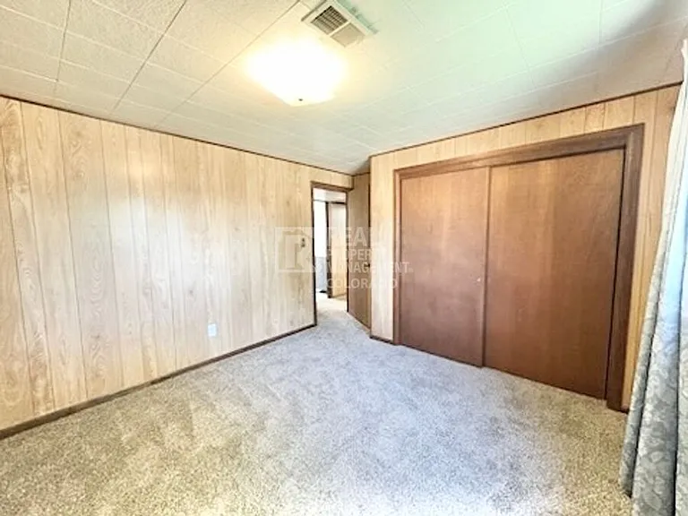 650 S Oswego St — Photo 11