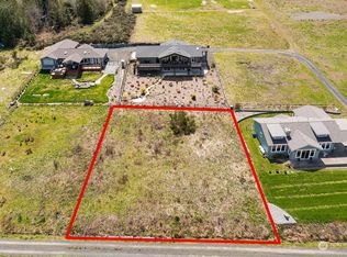 11 E Stairs Way, Union, WA 98592