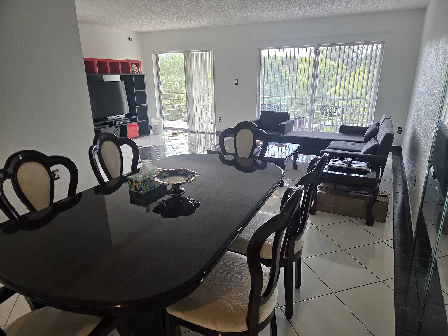 2 bed, 1225 sqft, $2,400 — Photo 2
