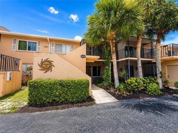4000 Ice Castle Way APT 5, Naples, FL 34112