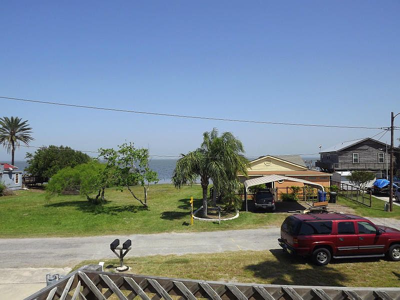 2nd image of 3538 Shore Dr