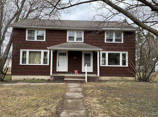 806 Willet Rd, Buffalo, NY 14218