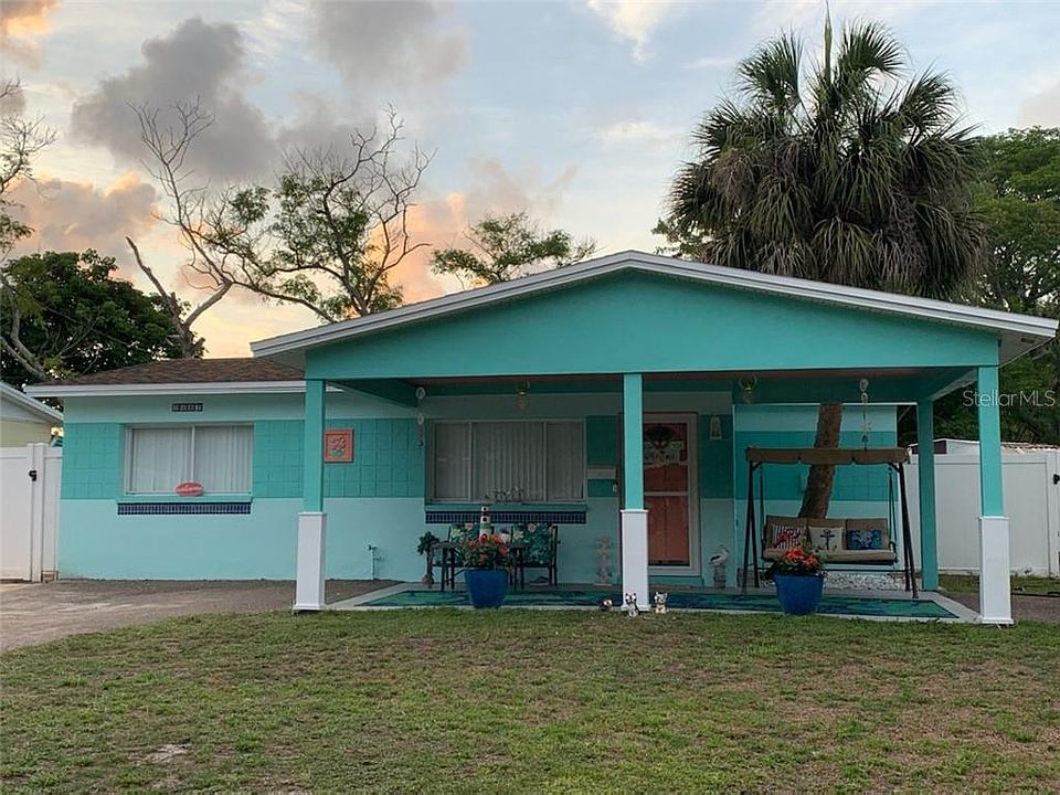 1st image of 9482 Park Lake Dr
