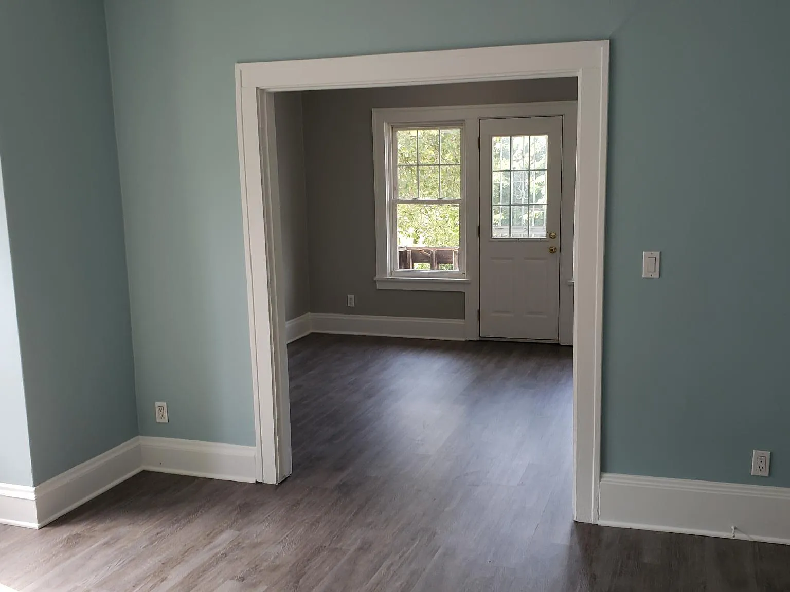 17003 Grovewood Ave — Photo 2