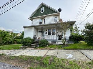 1449 Dickens St, Scranton, PA 18504