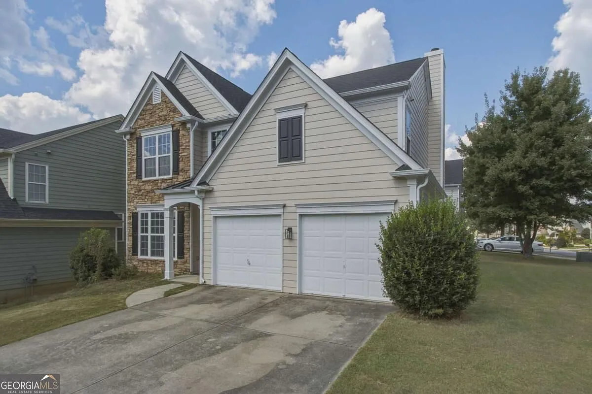 4 bed, 2.5 bath, 1983 sqft, $2,495 — Photo 4