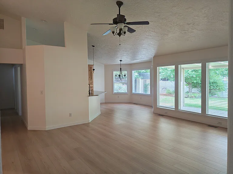2920 N High Desert Way — Photo 8