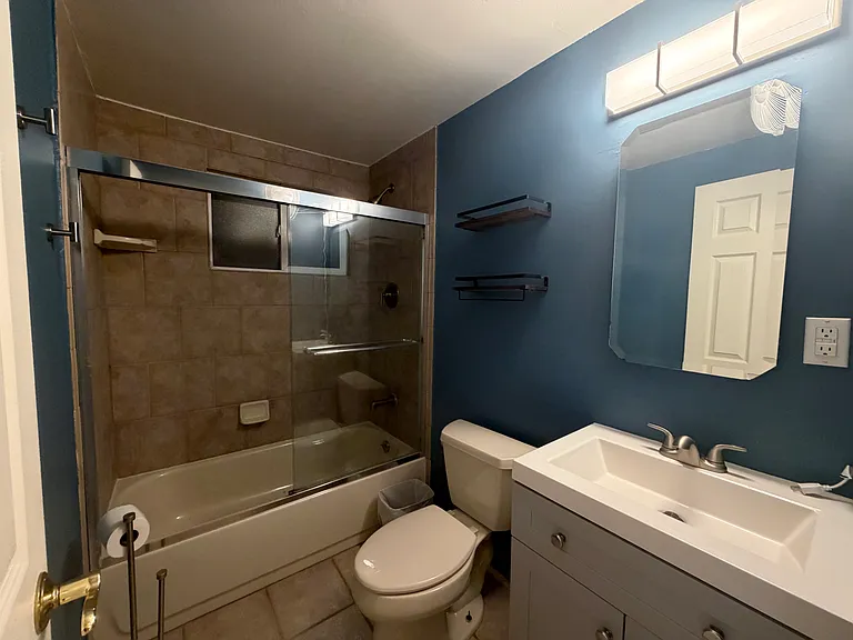 1138 Glenelder Ave — Photo 9