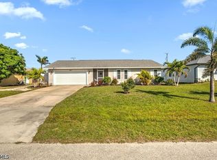 1817 SW 40th St, Cape Coral, FL 33914