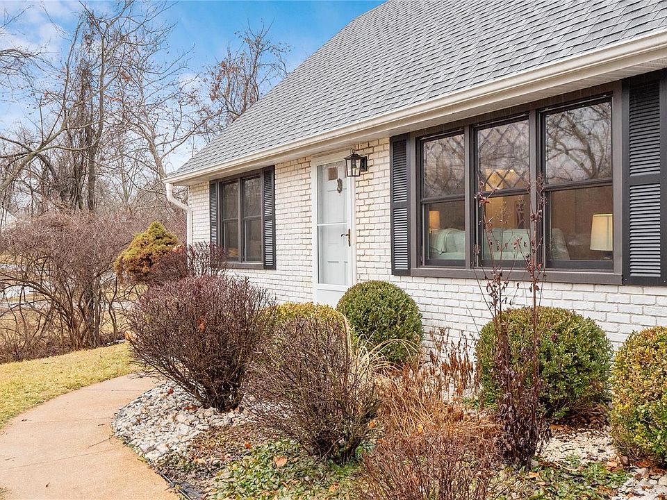 32 E Meadow Ln, Ellisville, MO 63021 Zillow