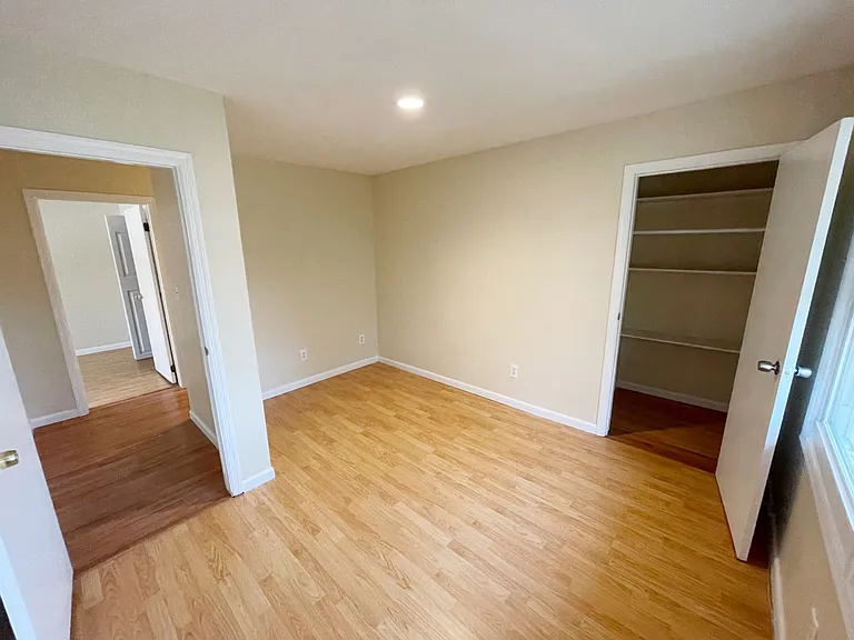 240 Grand Ave #2 — Photo 14