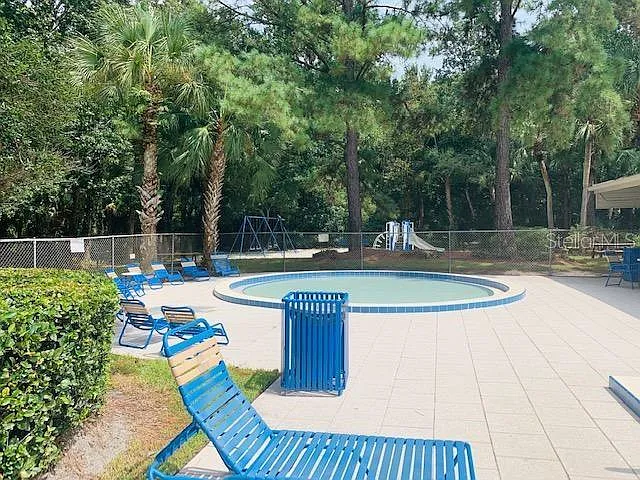 498 Club Dr — Photo 28