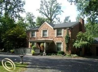 48025 Meadow Ln, Chesterfield, MI 48051