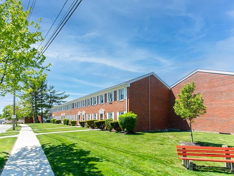 Terrace Estates — Photo 2