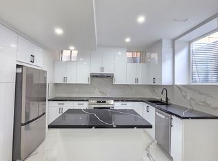 1432 Yellow Rose Cir #BASEMENT, Oakville, ON L6M5L2