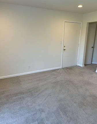 3rd image of 1629 Ottawa Ct #6