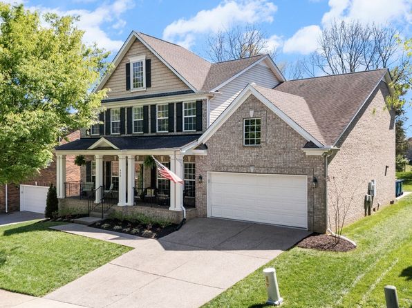 428 Laurel Hills Dr, Mount Juliet, TN 37122