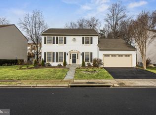 4643 Star Flower Dr, Chantilly, VA 20151