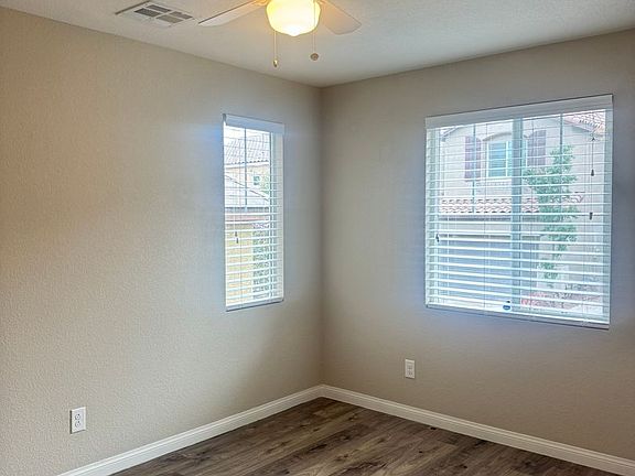 4th image of 10820 Cather Ave