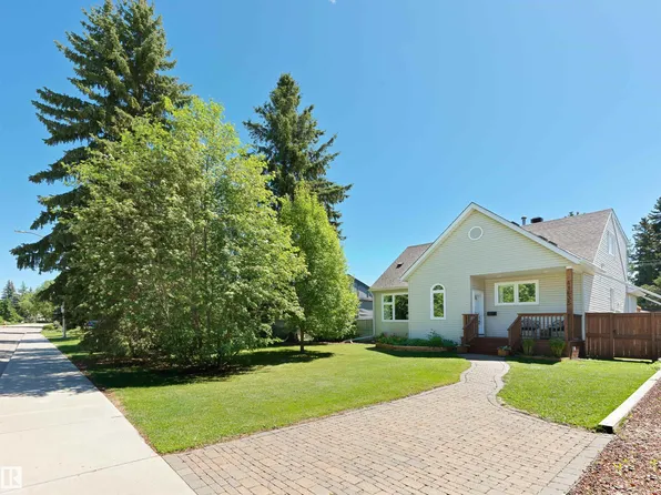 11635 72nd Ave NW, Edmonton, AB T6G 0B9