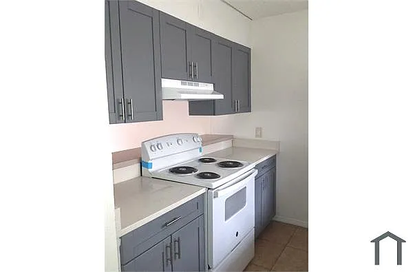 Building Photo - 4805 Melton Ave